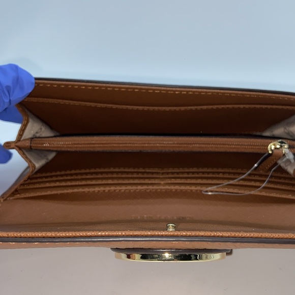 Michael Kors Leather Wallet / Clutch *New* - Picture 4 of 6